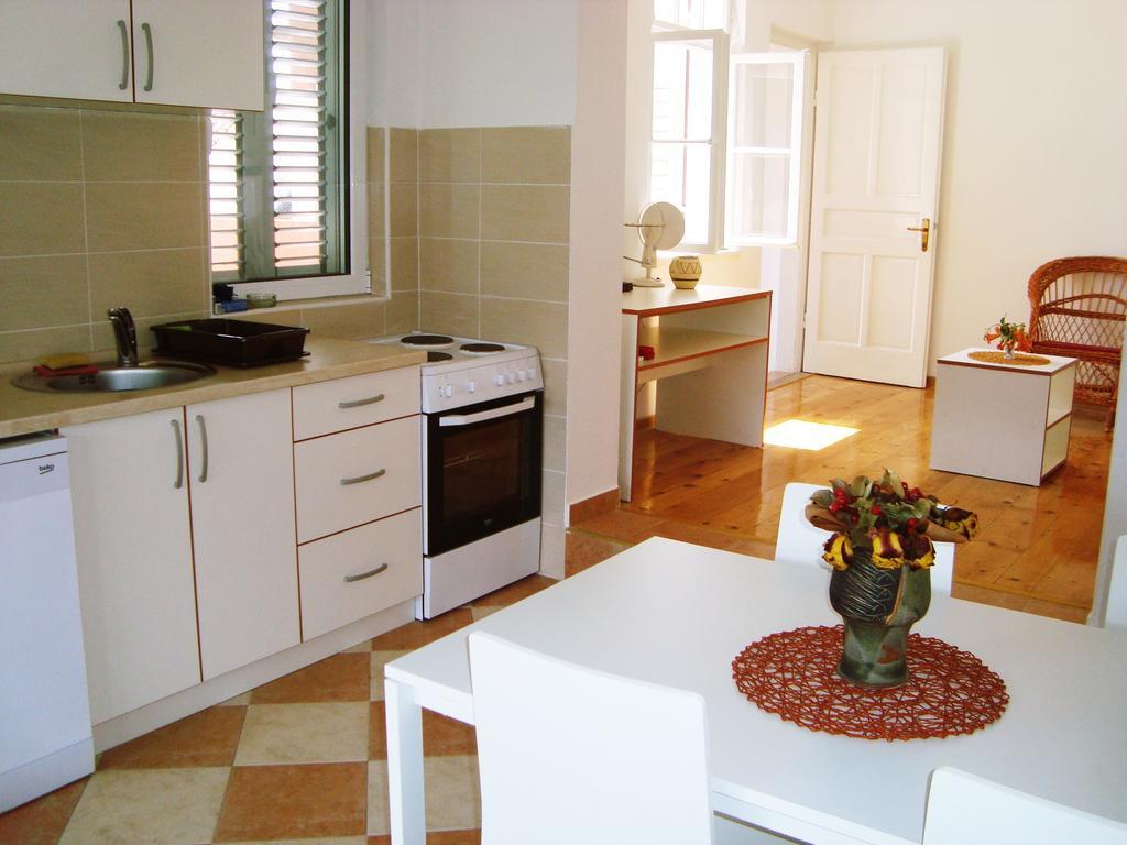 Apartments Rolovina Tivat Szoba fotó