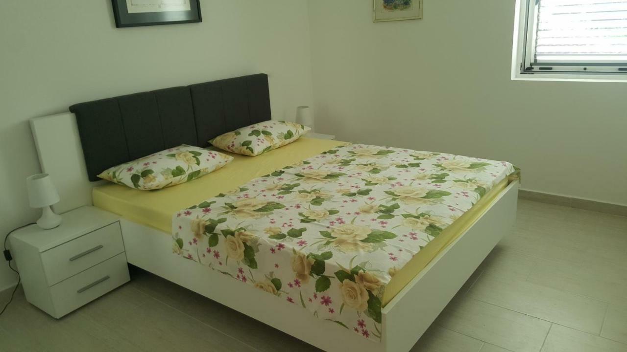 Apartments Rolovina Tivat Kültér fotó